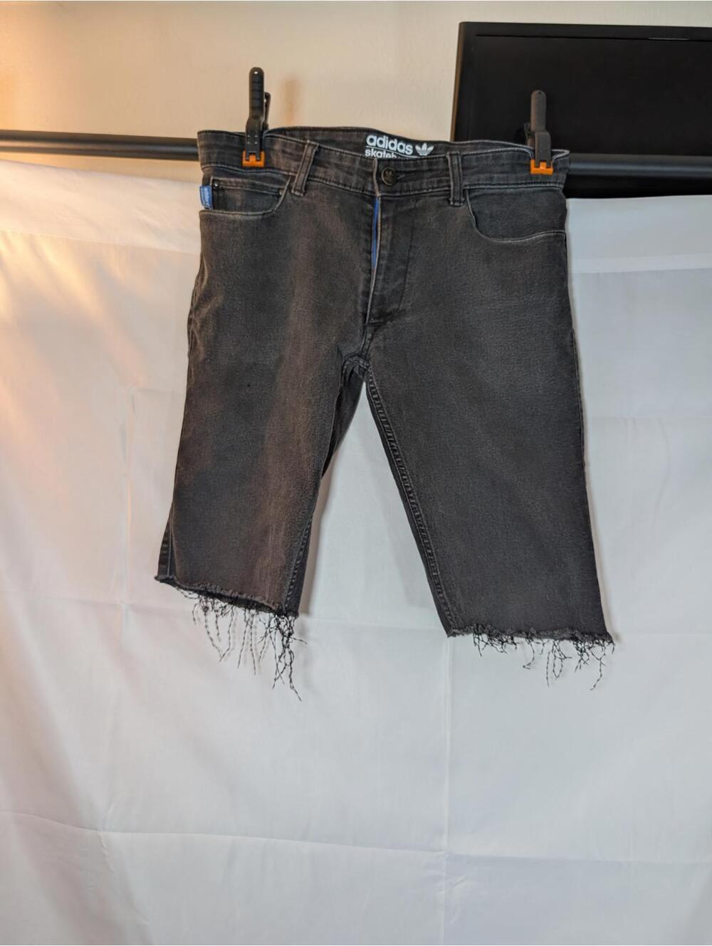 Y2K Men's Size 32 Adidas Skateboarding Denim Shorts - Distressed Black